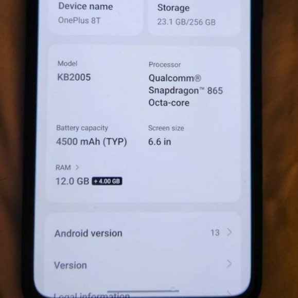 OnePlus 8T in Aquamarine Green 12 GB RAM and 256 GB Storage - Picture 3 of 9